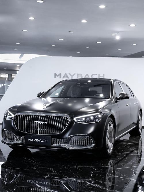 重庆206岚图汽车的售后服务让用户无忧出行，迈巴赫未来的豪华车趋势